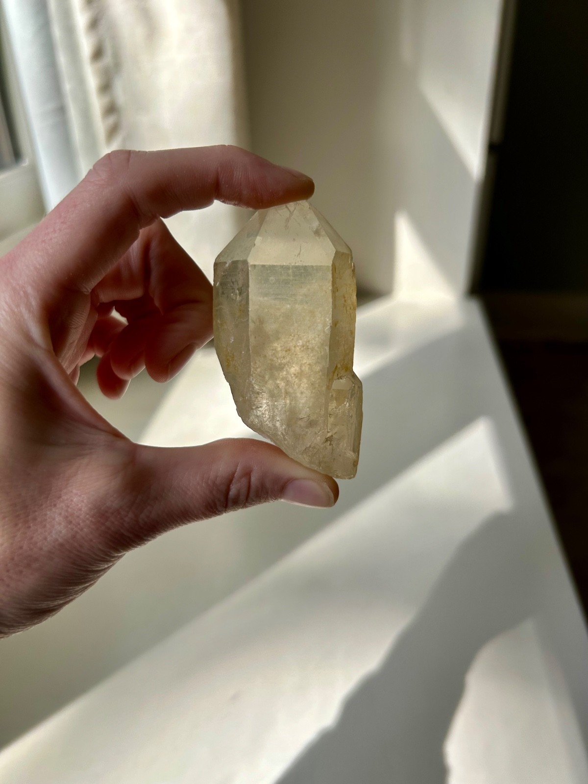 Stunning Large Natural Golden Healer Quartz Point Specimen 126g 3 Inches
