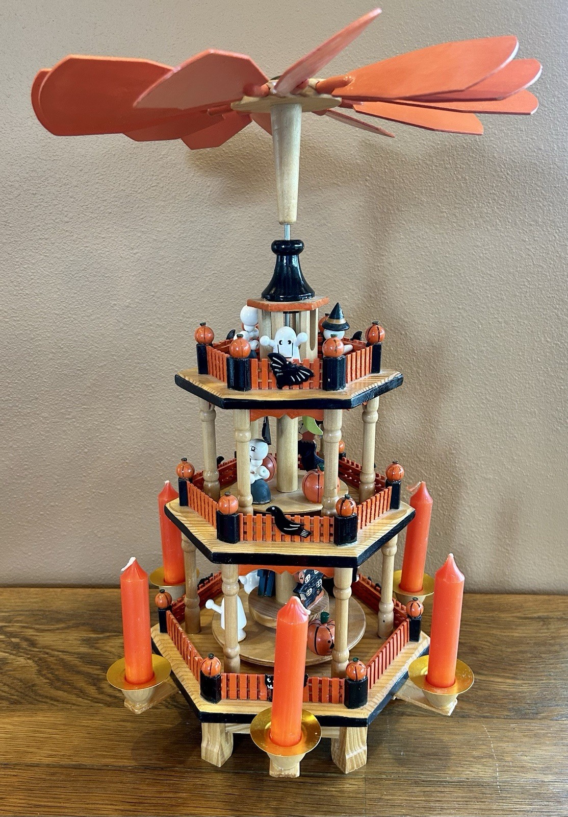 Vintage HTF Lillian Vernon Wooden Halloween Carousel 3-Tier Candle Pyramid 3753 Vintage HTF Lillian Vernon Wooden Halloween Carousel 3-Tier Candle Pyramid 3753