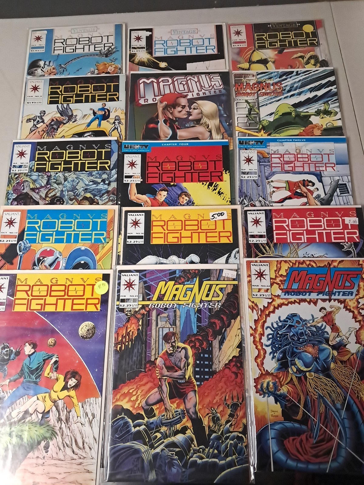 Valiant Comics Magnus Robot Fighter Lot Of 15