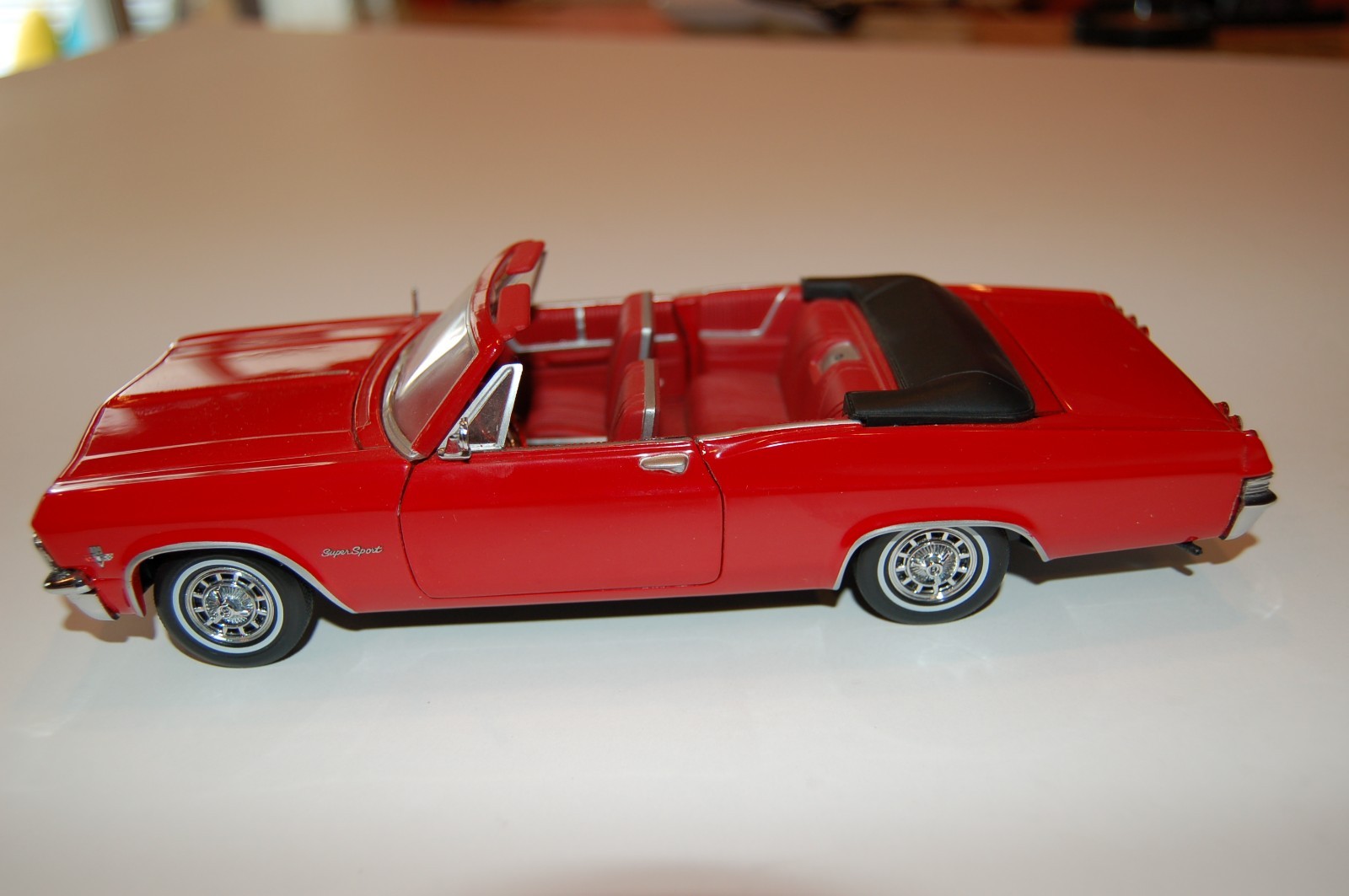 1965 Chevrolet Impala SS convertibleSu