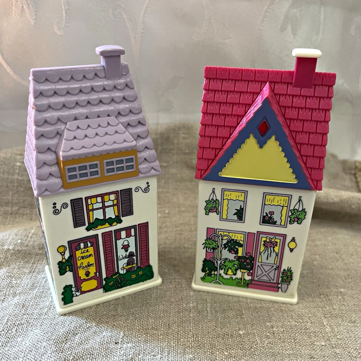 Vintage 1993 Readers Digest Miniature Houses Set IceCream Parlor Flower Shop Toy