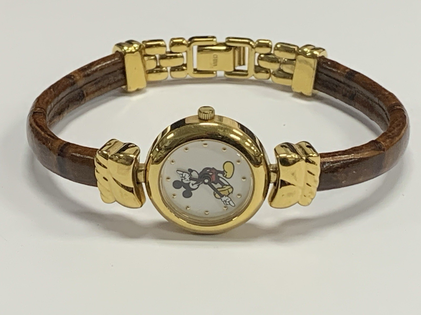Vintage Ladies Dainty Time Works Mickey Mouse Quartz Watch Leather Bangle Cuff Vintage Ladies Dainty Time Works Mickey Mouse Quartz Watch Leather Bangle Cuff