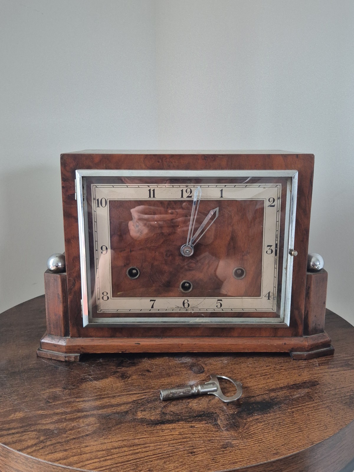 Art Deco Westminster Mantle Clock 1930s Antique Armac Mechanism Walnut Working Art Deco Westminster Mantle Clock 1930s Antique Armac Mechanism Walnut Working
