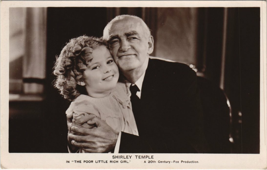 Postcard AK Shirley Temple in \'the poor little rich girl FILM STAR (553936)