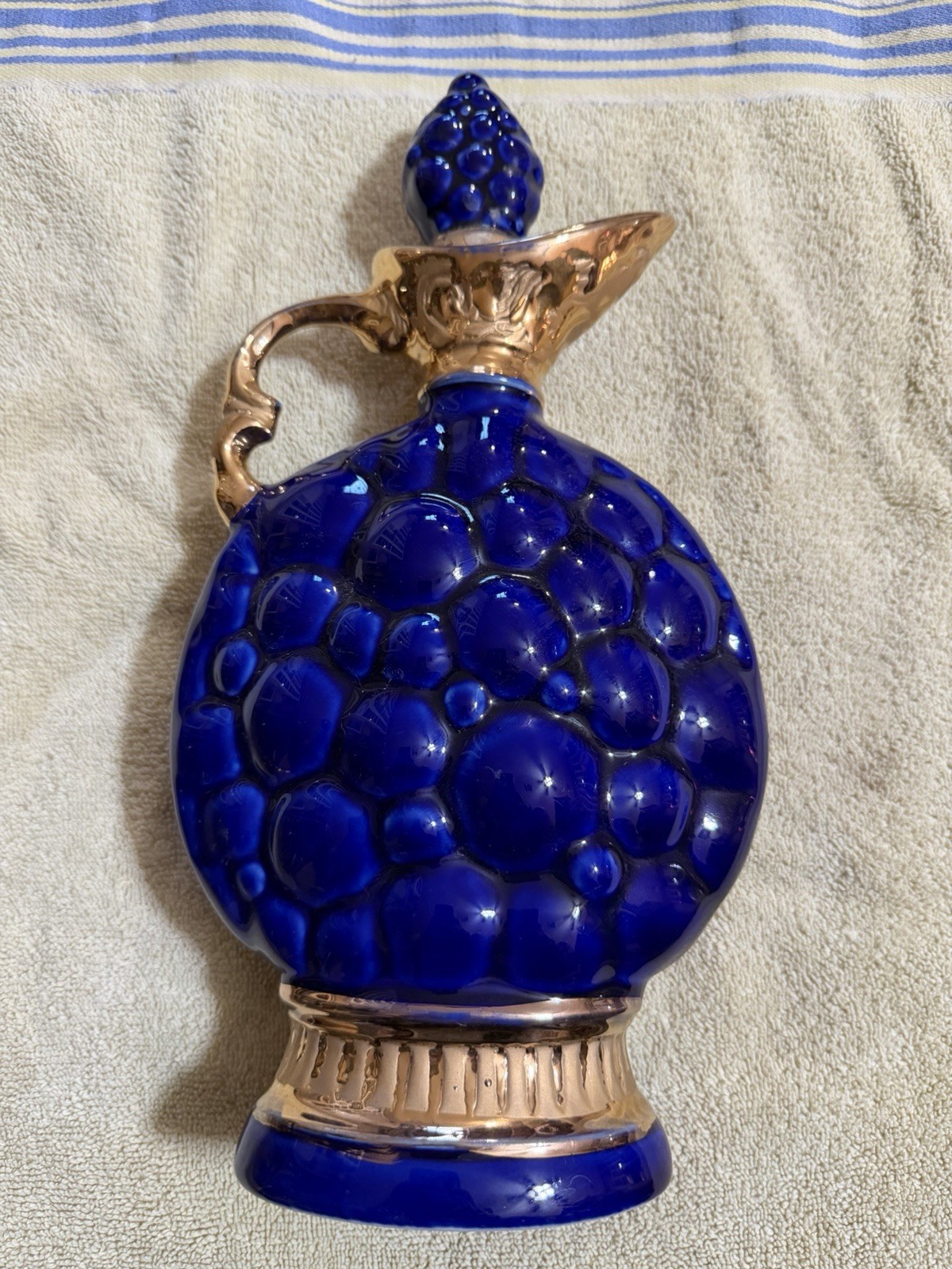 Vintage 1963 James Jim Beam Royal Blue & Gold Decanter Regal China Empty