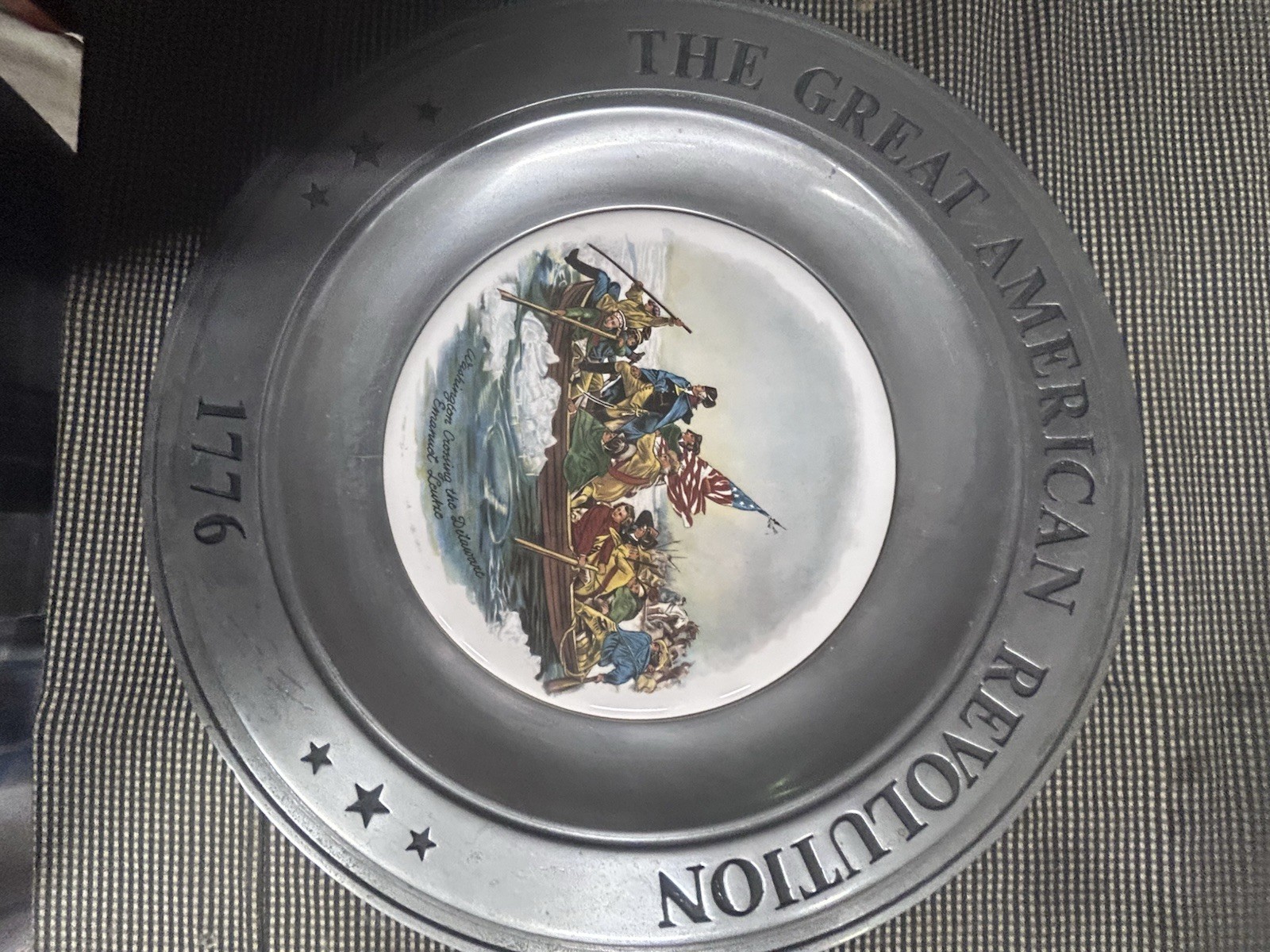 1975 CANTON OHIO THE GREAT AMERICAN REVOLUTION 1776 BICENTENNIAL PEWTER PLATES.