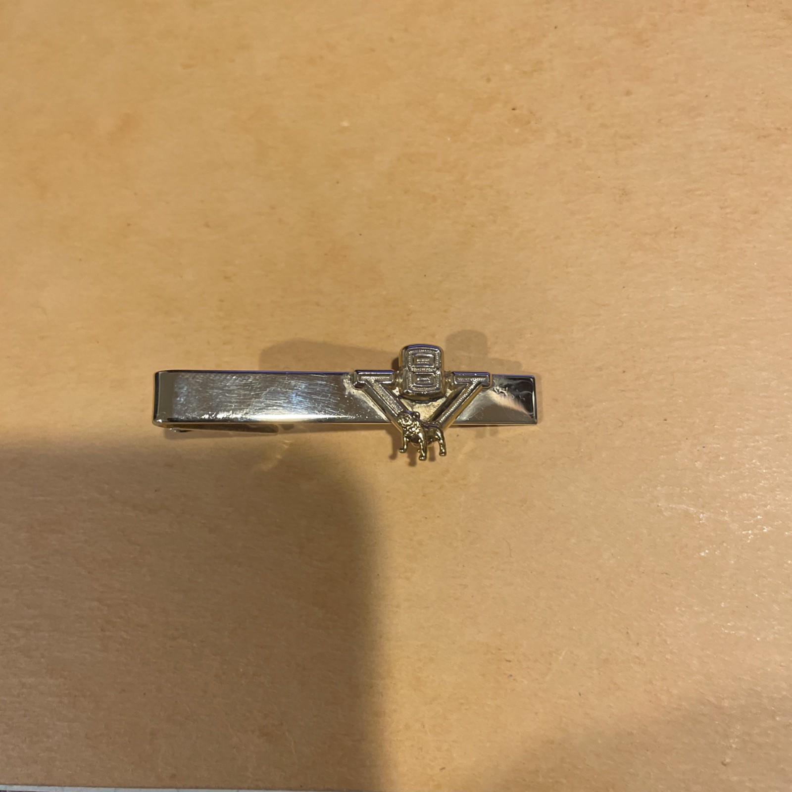 VINTAGE MACK TRUCK BULLDOG V8 ENGINE MENS TIE CLIP 2