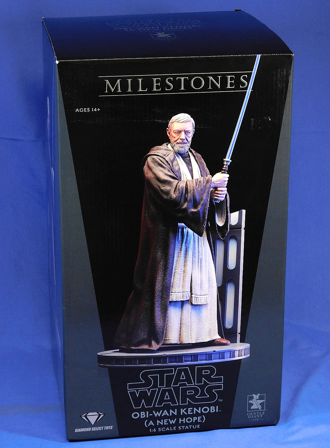 STAR WARS MILESTONES OBI-WAN KENOBI 1:6 STATUE A NEW HOPE DIAMOND SELECT DAMAGED