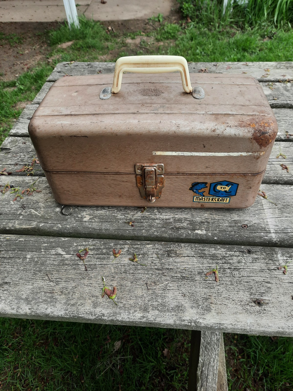 Old Vintage Coast to Coast Mastercraft Fishing Tackle Box