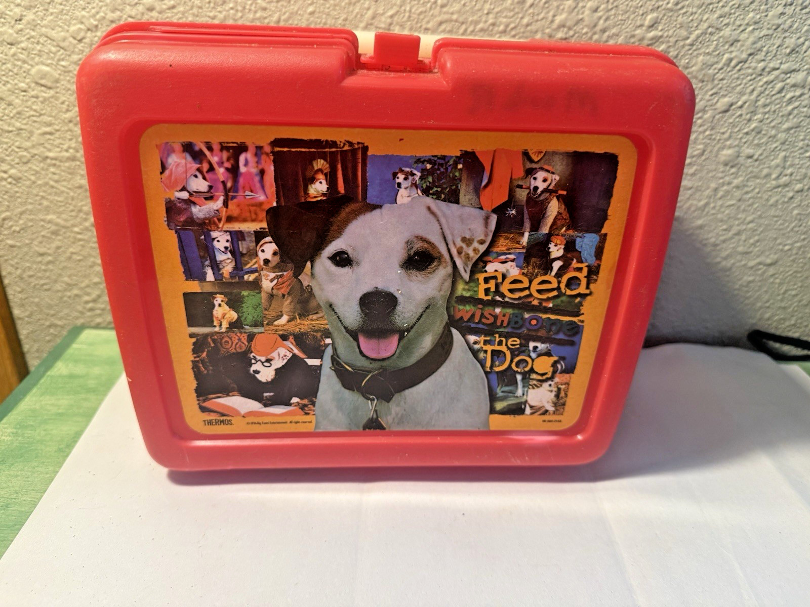 1996 Wishbone “ Feed Wishbone The Dog” Plastic Lunchbox By Thermos 1996 Wishbone “ Feed Wishbone The Dog” Plastic Lunchbox By Thermos
