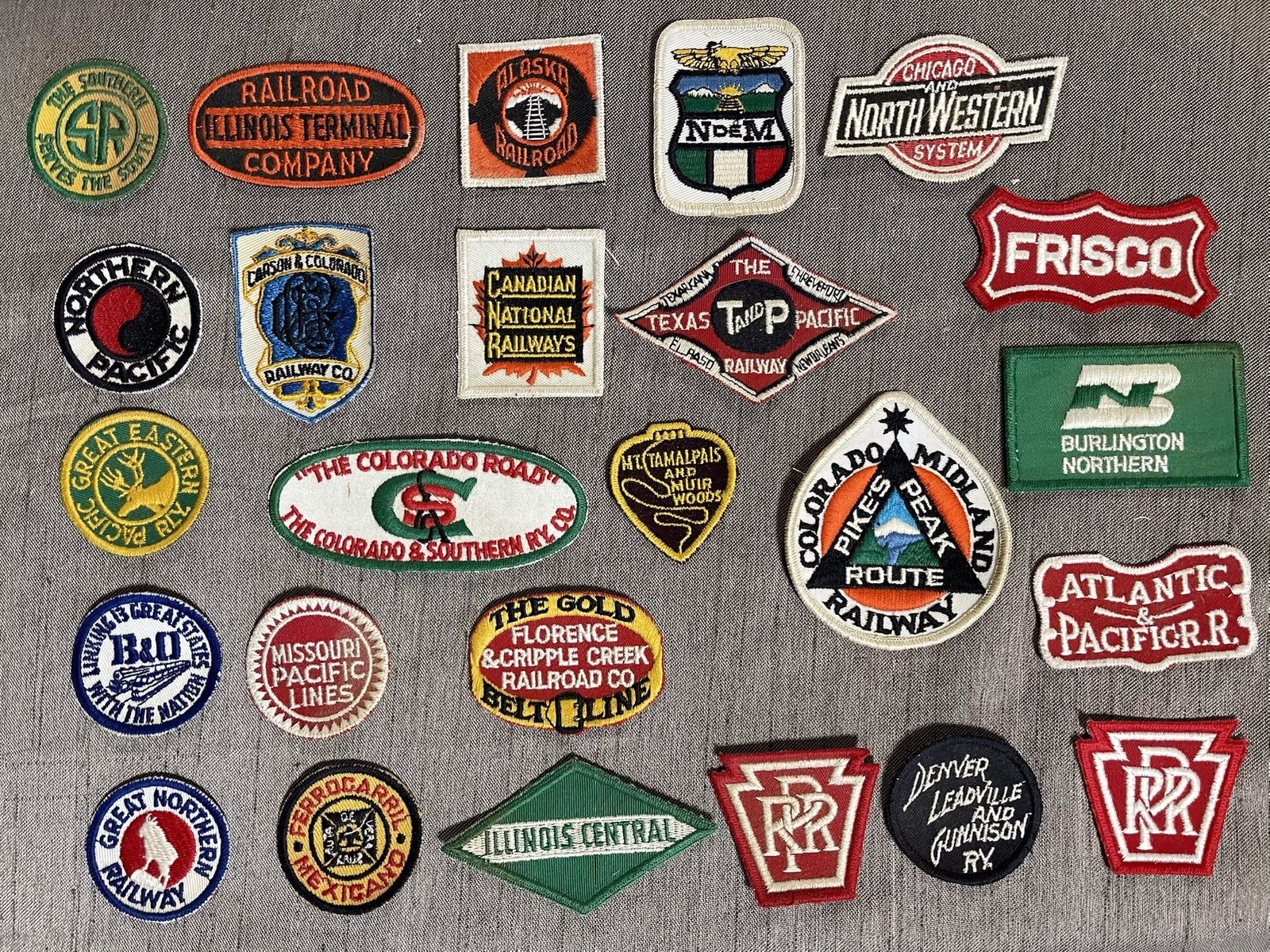 VINTAGE LOT OF 25 OLD UNIQUE AUTHENTIC RAILROAD TRAIN PATCHES $4.50/Patch