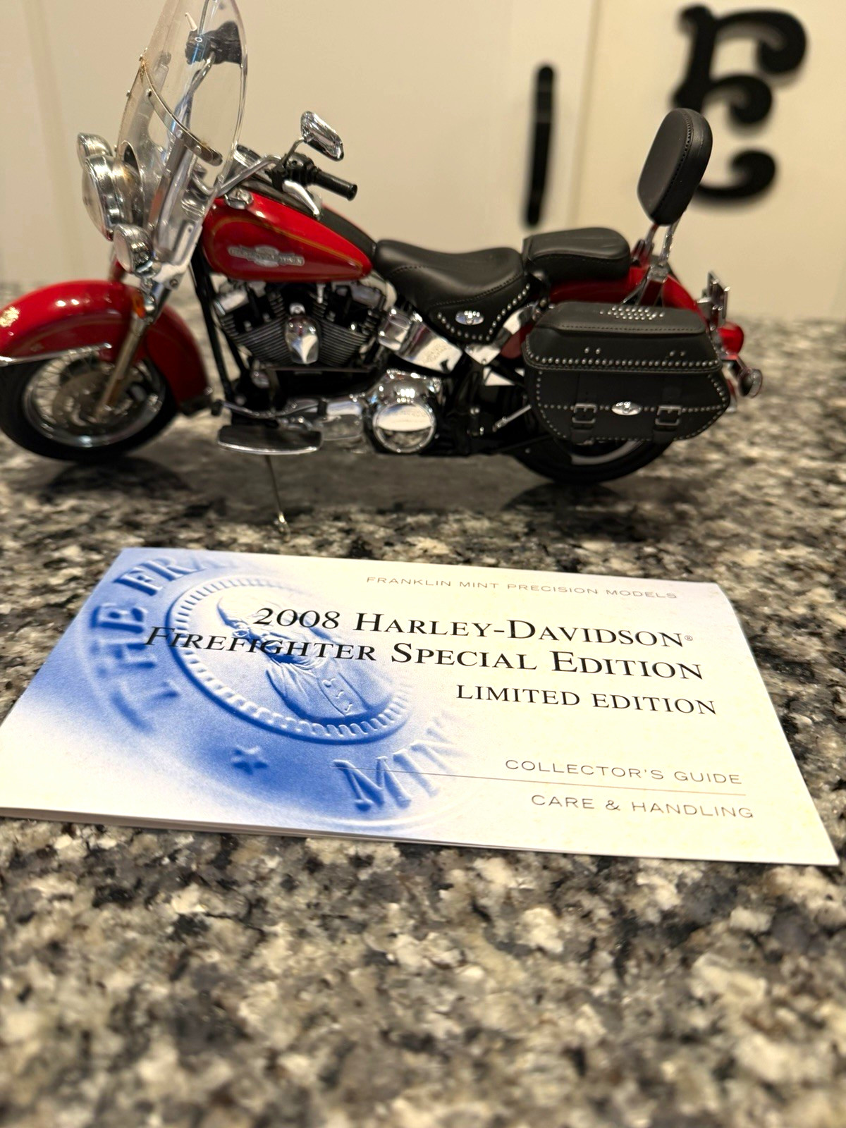 Franklin Mint 2008 Harley Davidson Firefighter 1:10 Model #54/2500 COA