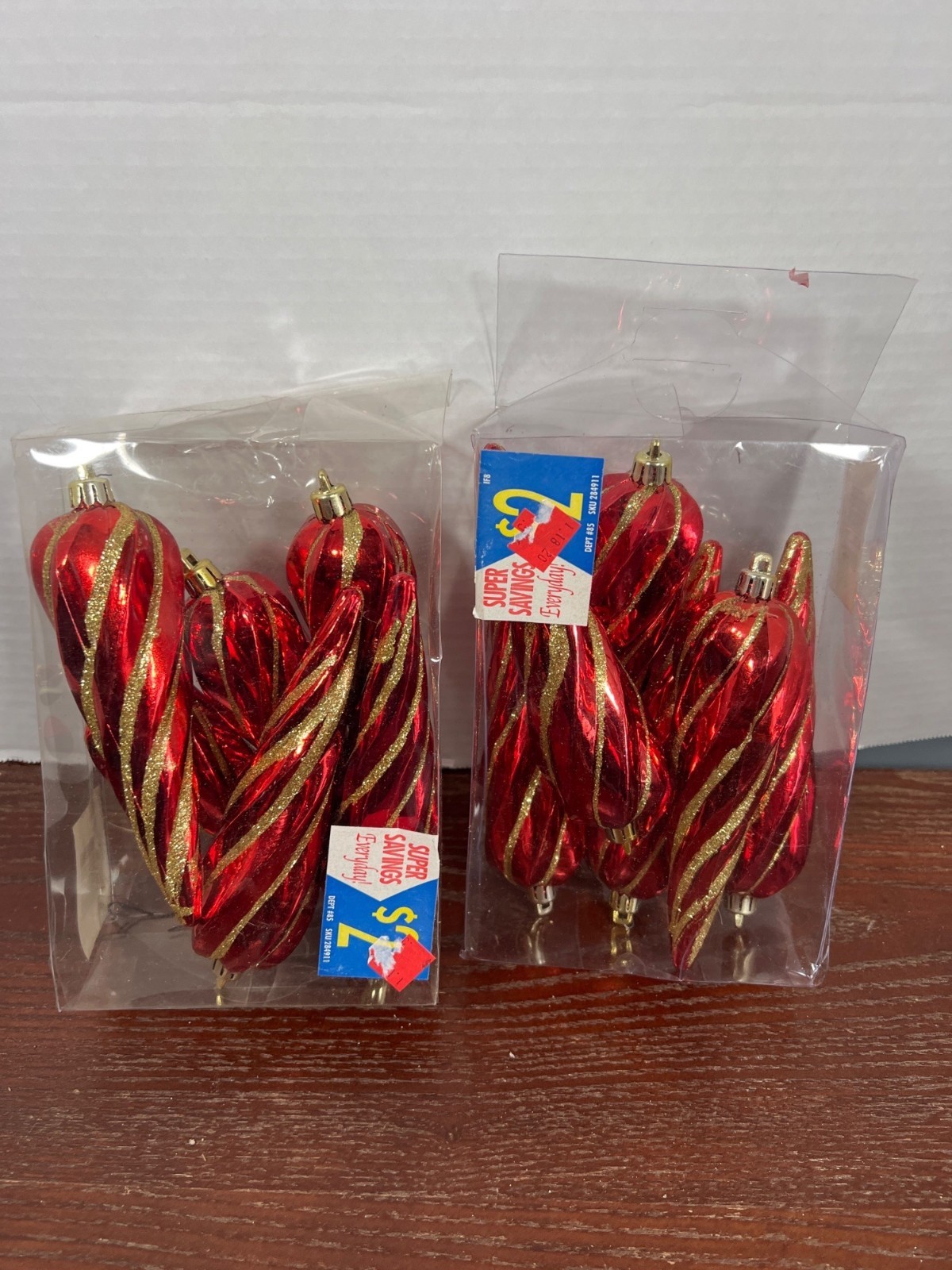 Vintage Red & Gold Spiral Christmas Ornaments Set Of 12 E4