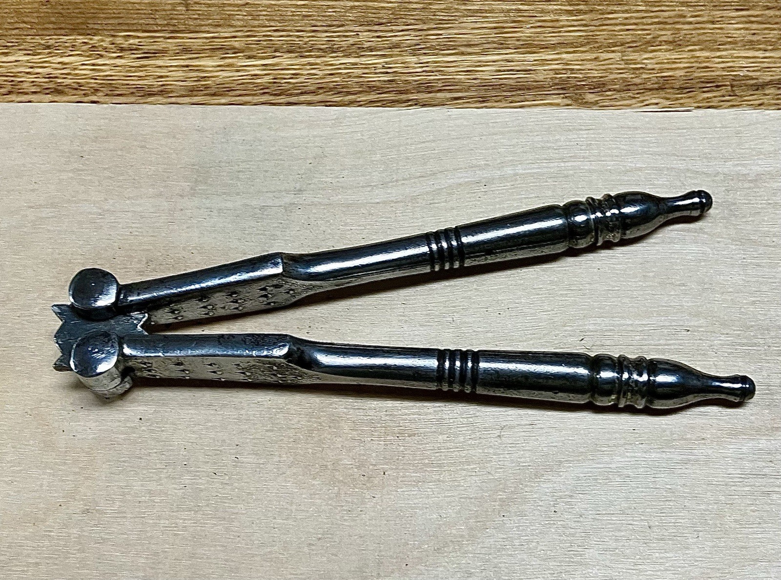 19C. ANTIQUE METAL NUT CRACKER 
