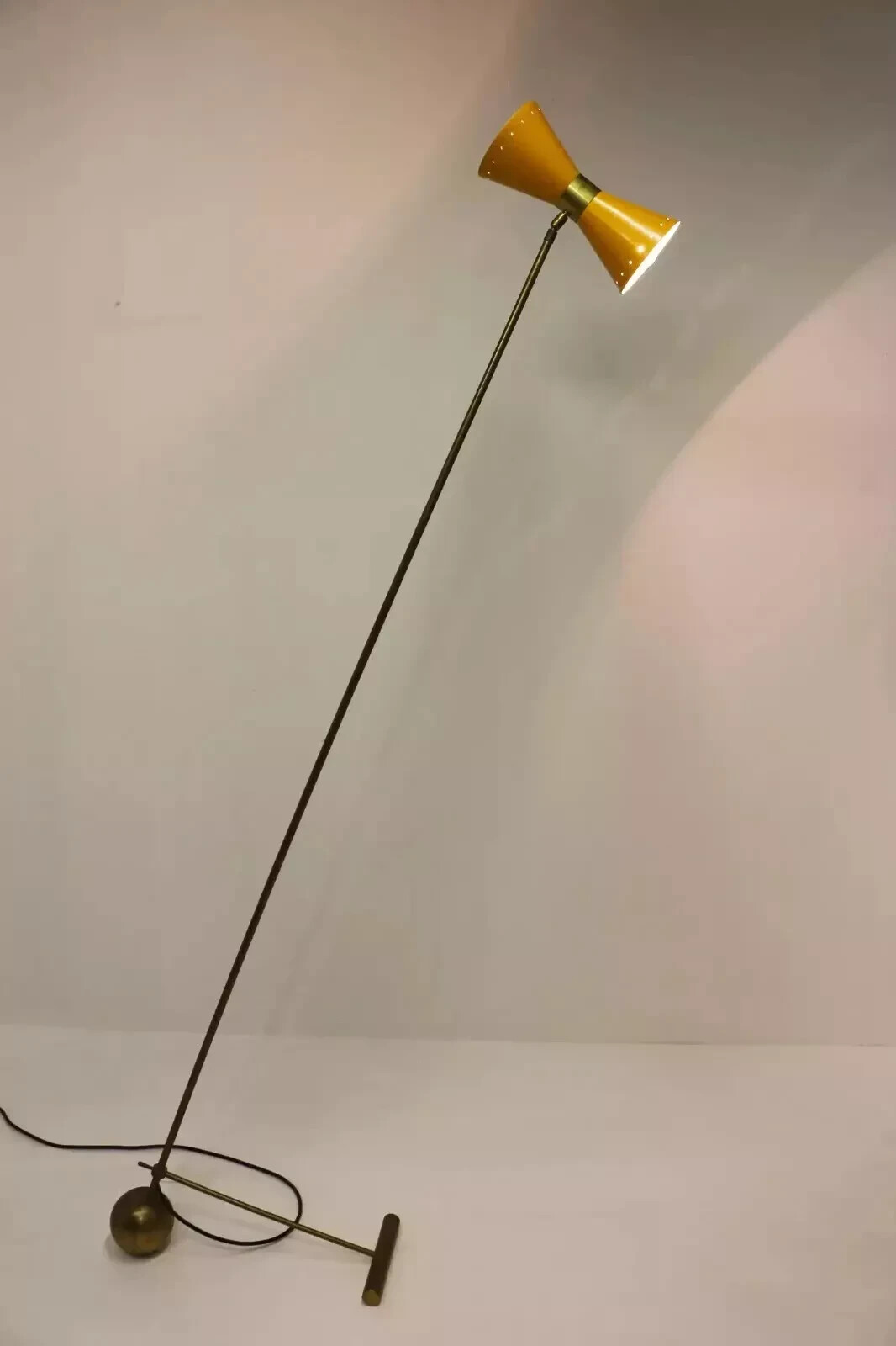 Vintage Italian Design Floor Lamp Brass Yellow Diabolo 1950 Midcentury Stilnovo