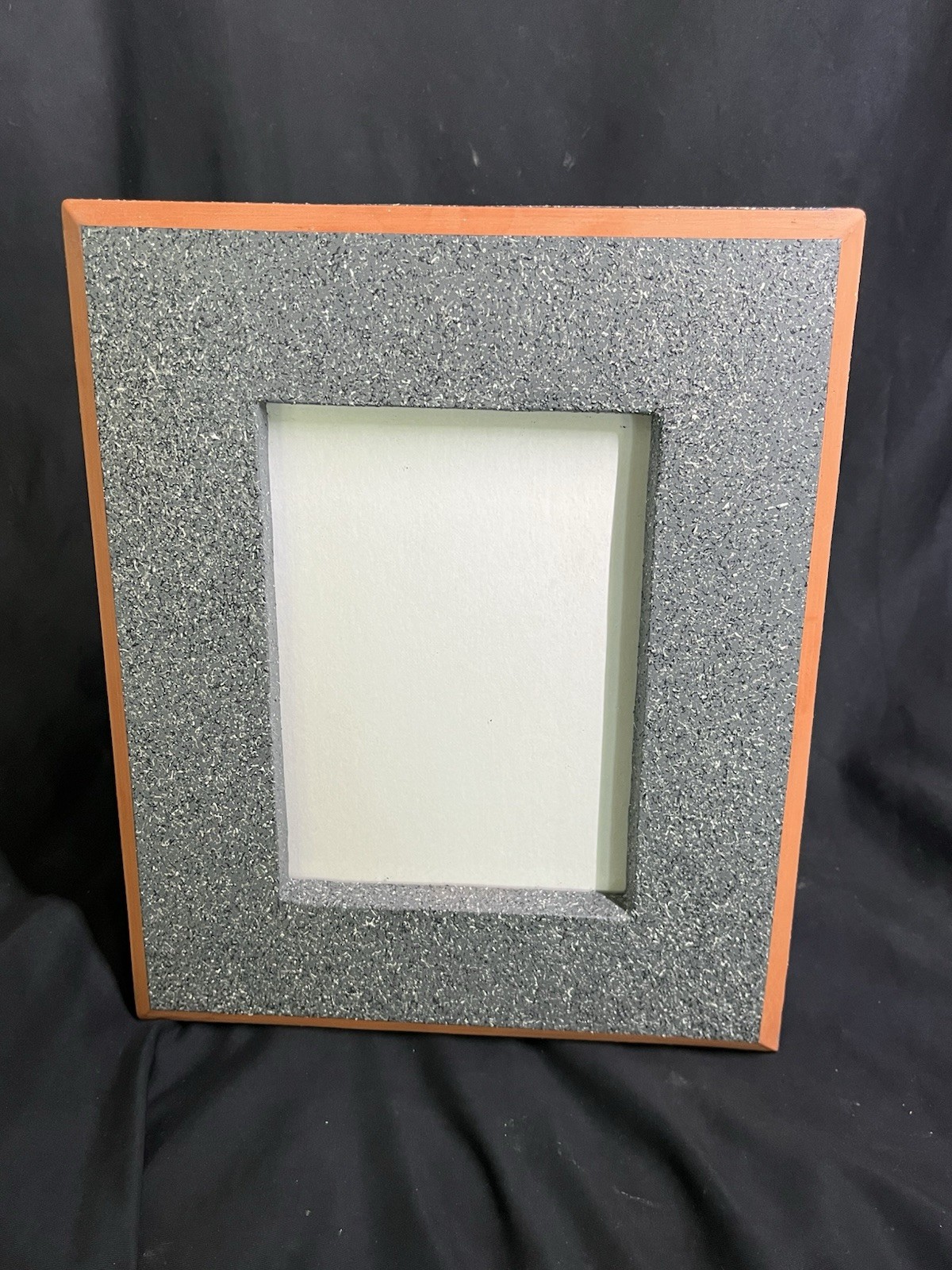 VTG 1991 CERAMIC DESIGN GROUP CAST STONEWARE 8 X 10” GRAY PICTURE FRAME SIGNED