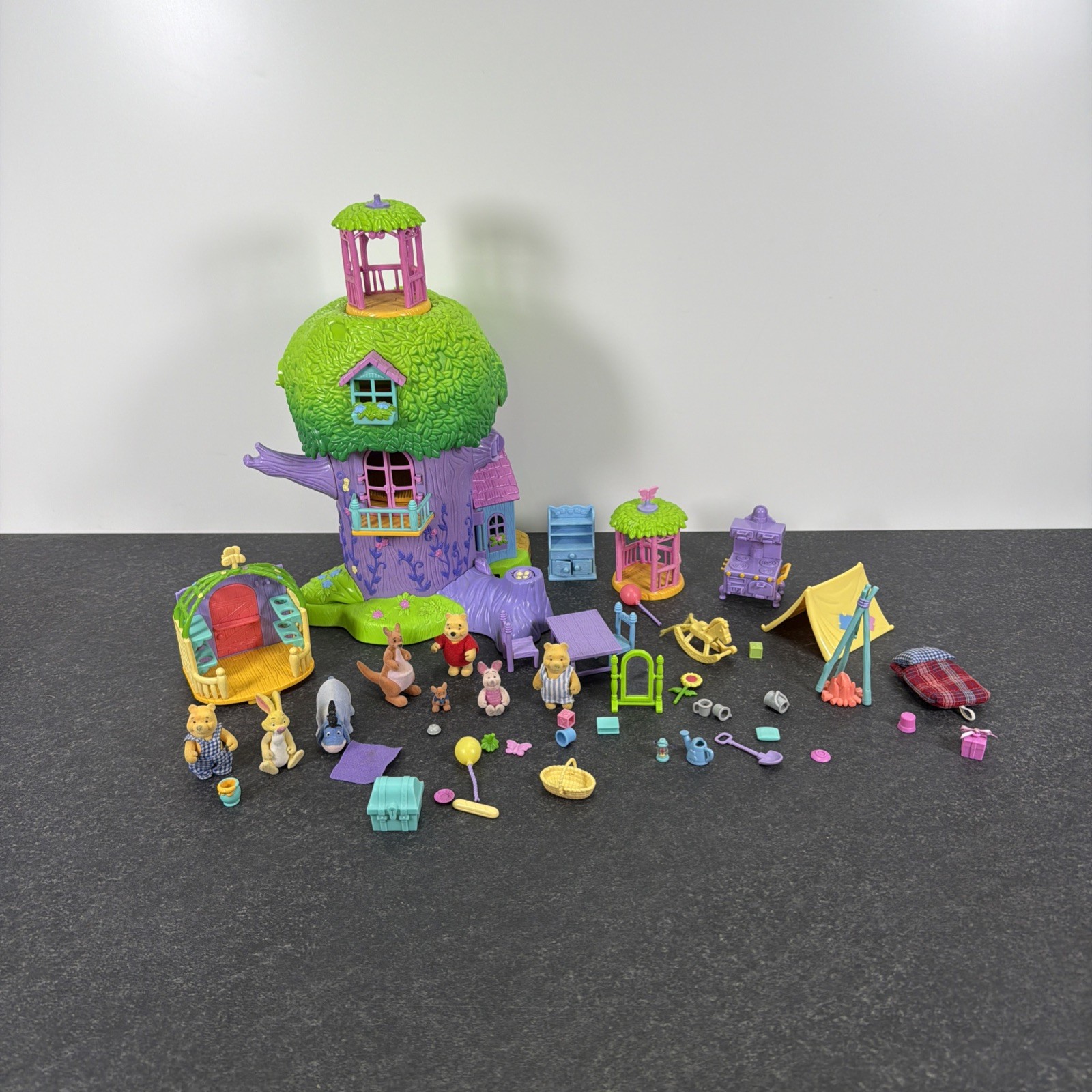 Mattel Winnie The Pooh's Friendly Places Delightful Days Tree House Playset 1999 Mattel Winnie The Pooh's Friendly Places Delightful Days Tree House Playset 1999