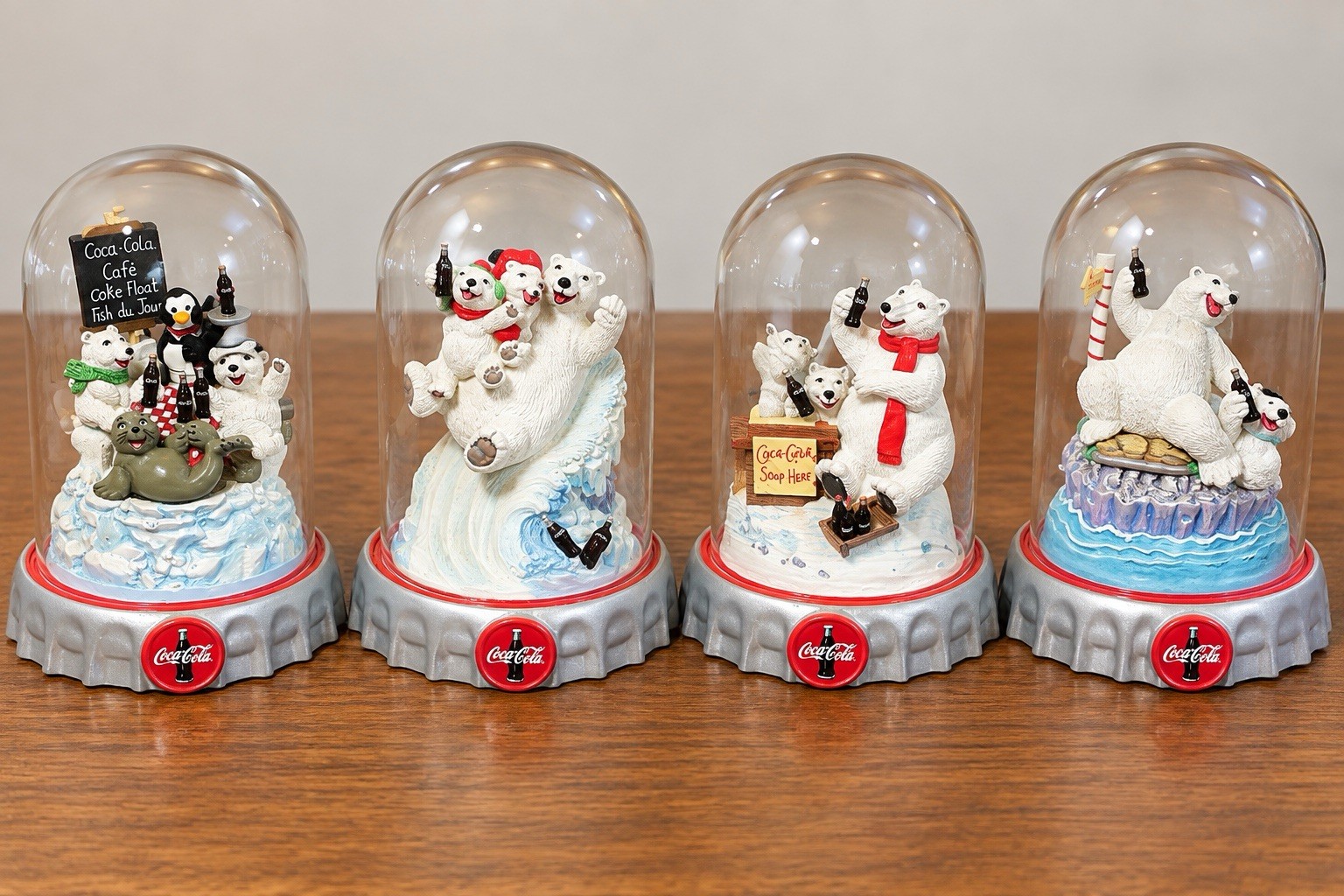 Franklin Mint Coca-Cola Polar Bears Iceberg Break Limited Edition 1996 Dome