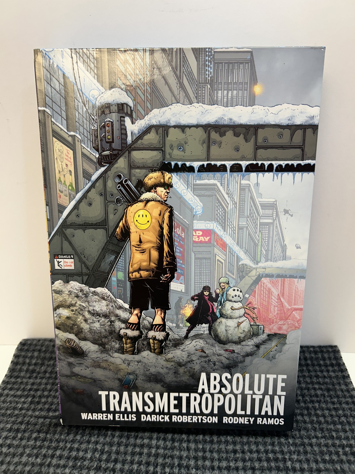 Absolute Transmetropolitan Vol 2 HC Warren Ellis Darick Robertson DC Vertigo