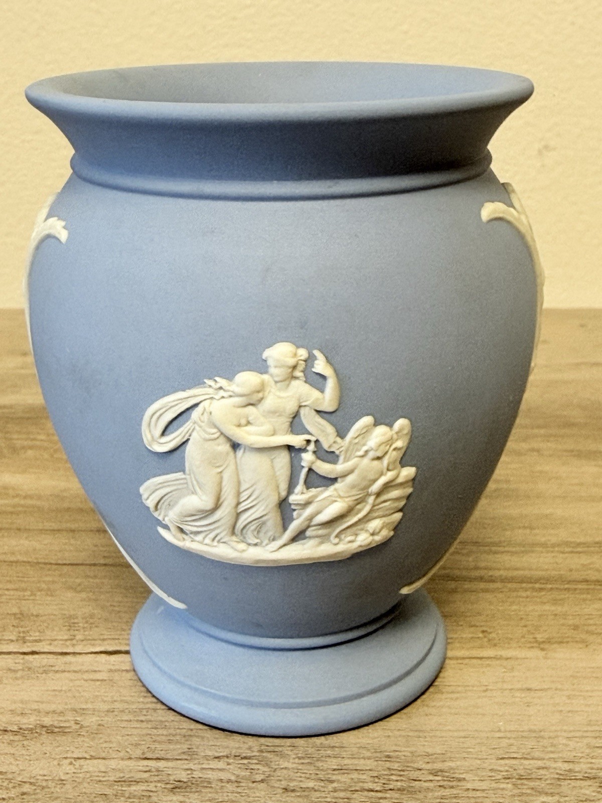 Wedgwood Jasperware Small NeoClassic Blue Vase 4 Inches Tall Circa 1970s