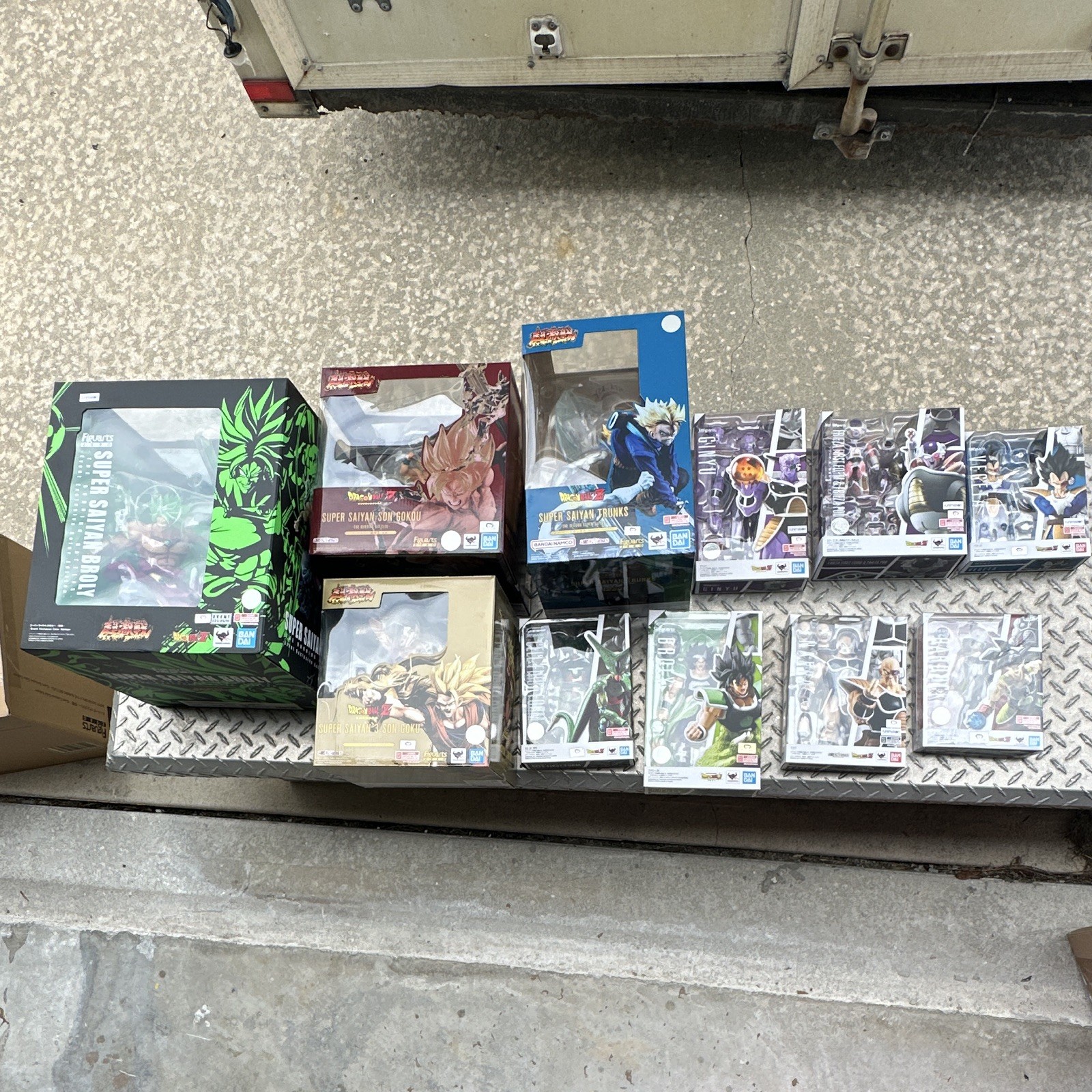 Bandai Dragon Ball Super Figure Lot Broly Son Goku Trunks Cell Vegeta