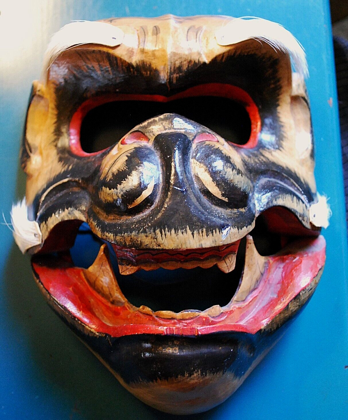 Vtg HAND CARVED Painted Wood Mask MONKEY HEAD Hinged Jaw/Animal Hair INDONESIA