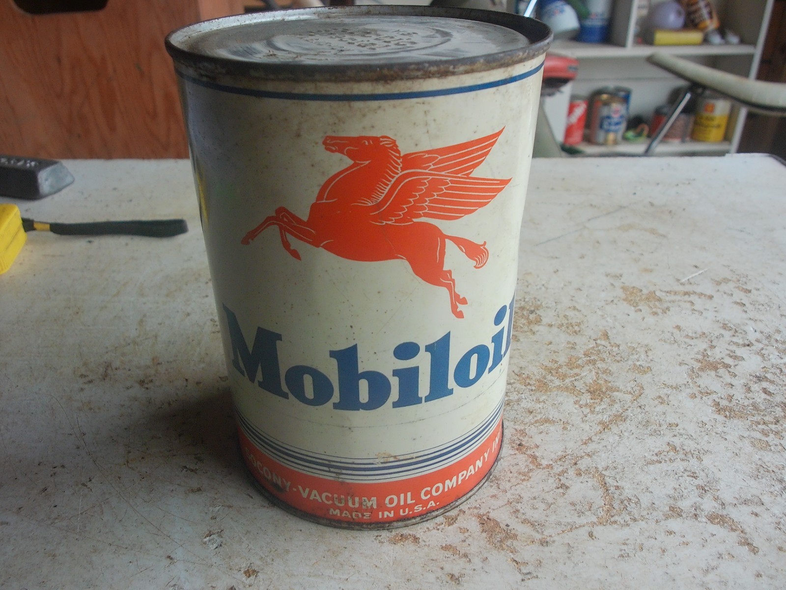 Vintage Empty metal Quart Amsoil Oil Can Lot 26-50