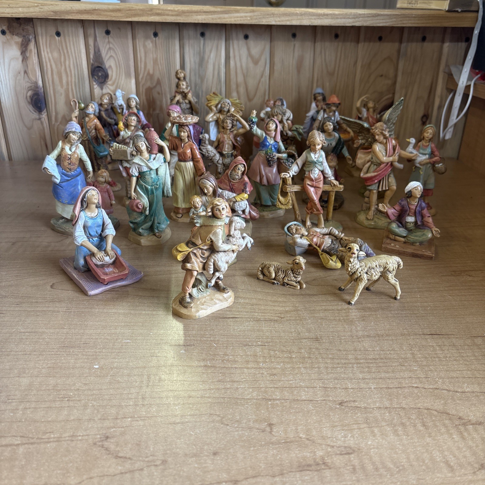 Vintage Large Lot RARE Fontanini Italy Nativity Figurines Lot of 30 🔥🔥🔥
