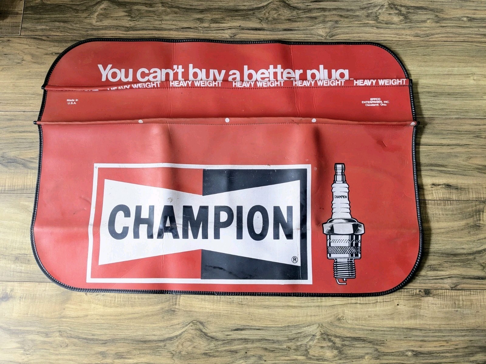 CHAMPION spark plugs car fender cover, Protector, vintage, USA Hot Rod Auto Shop CHAMPION spark plugs car fender cover, Protector, vintage, USA Hot Rod Auto Shop