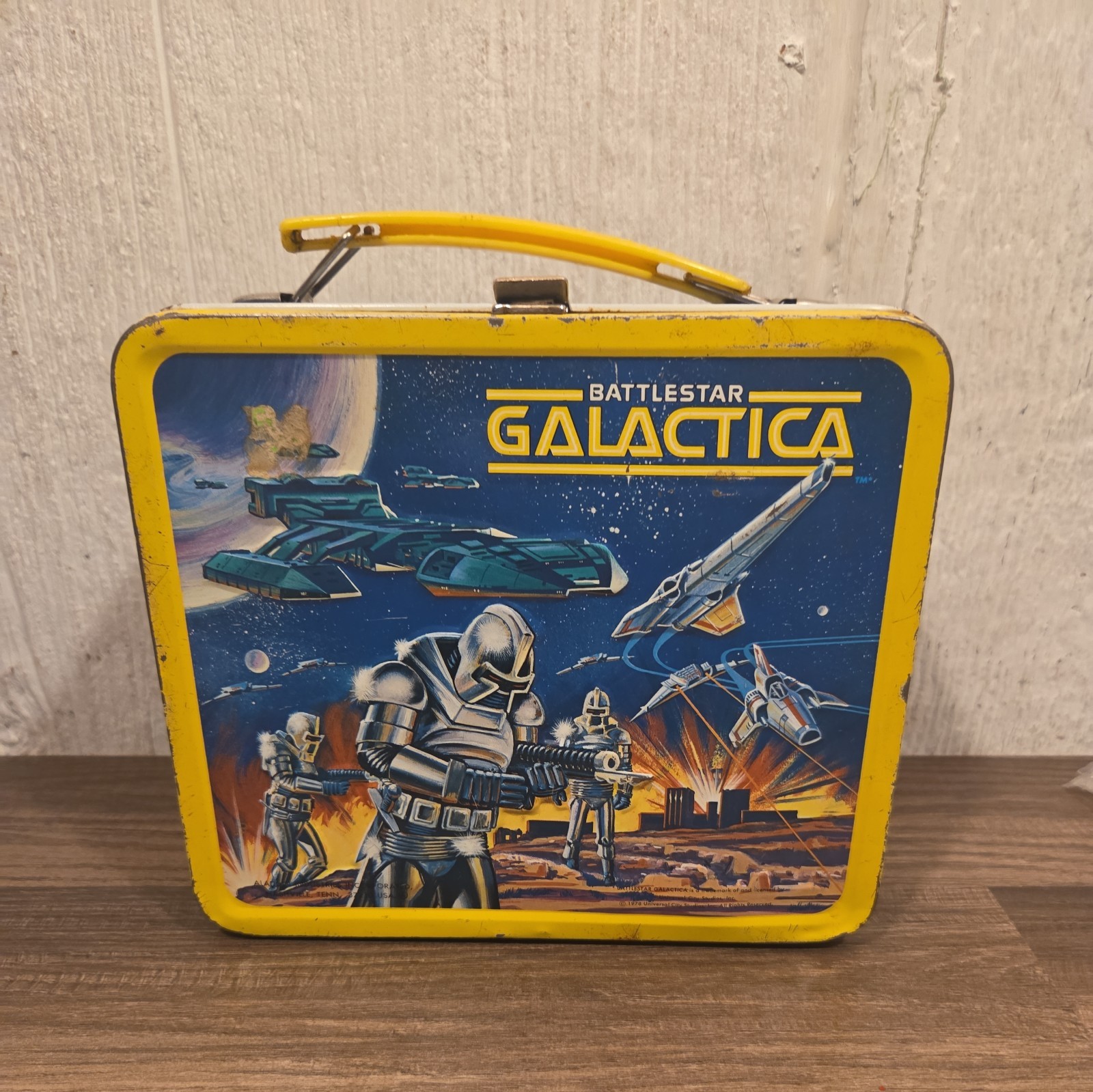 1978 Aladdin Battlestar Galactica Metal Lunchbox Vintage Collector Lunch Box 1978 Aladdin Battlestar Galactica Metal Lunchbox Vintage Collector Lunch Box
