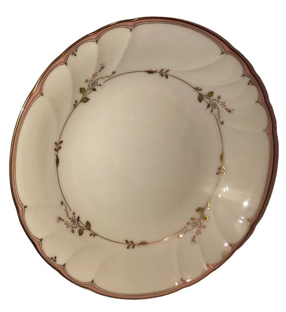 Mikasa Fine Porcelain Monticello Round Soup / Pasta Bowl 7 1/2” #2 Mikasa Fine Porcelain Monticello Round Soup / Pasta Bowl 7 1/2” #2