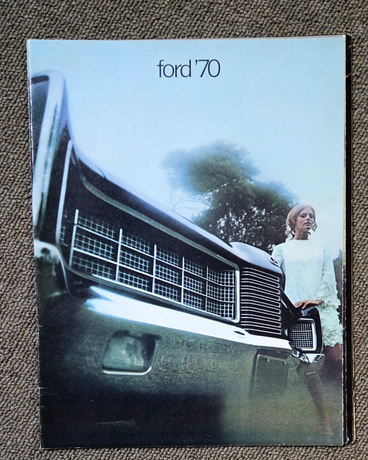 1970 FORD LTD GALAXIE 500 CUSTOM Auto Dealer Car Sales Brochure Options & Specs