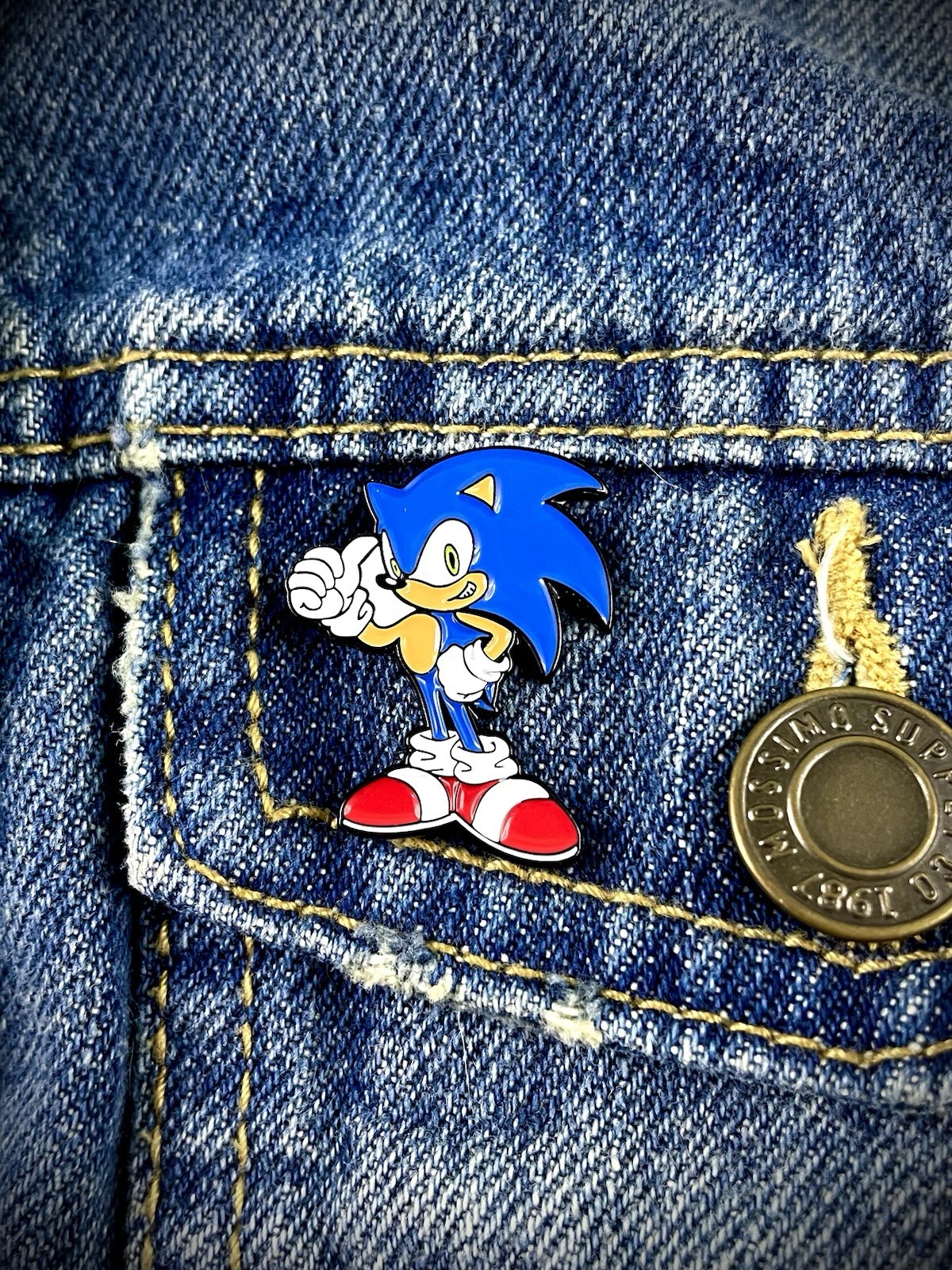Sonic the Hedgehog 1.5 Inch Enamel Pin 
