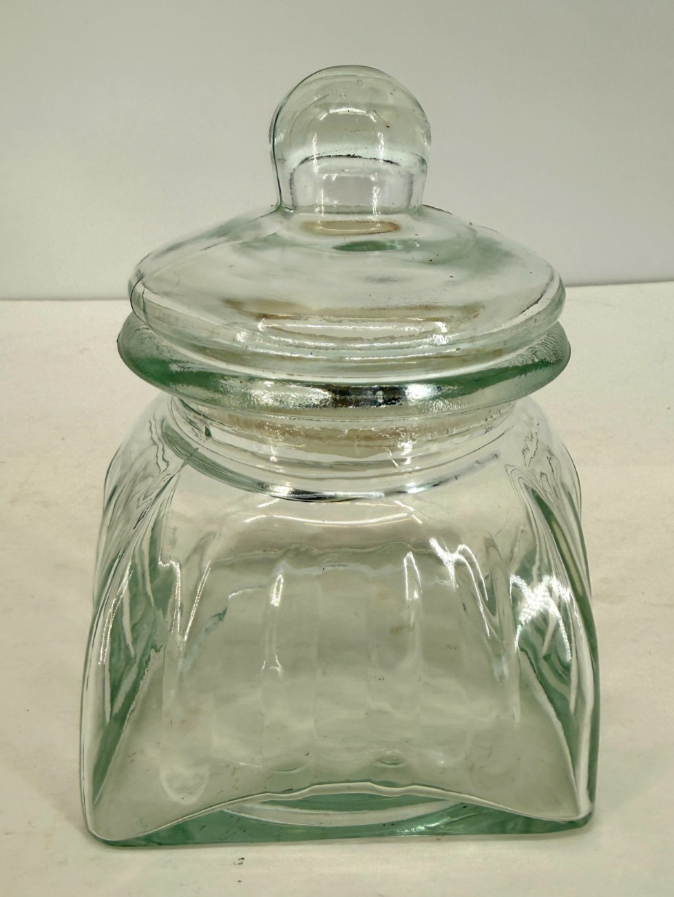 VTG Large Clear Glass Square Apothecary Jar Ribbed Cookie Biscuit Canister 8\