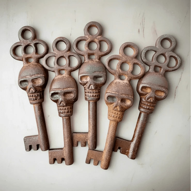 Skull Cast Iron Skeleton Keys Set of 5