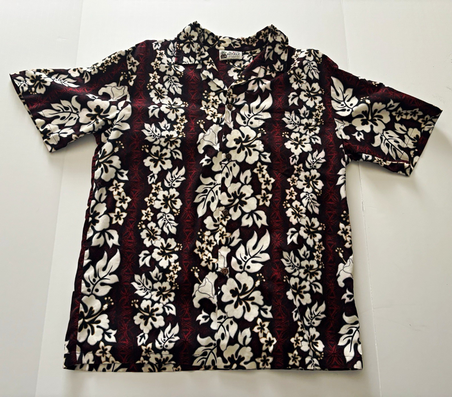 Aloha Republic Hawaiian Shirt Men’s Large Burgundy Floral Made in Hawaii USA