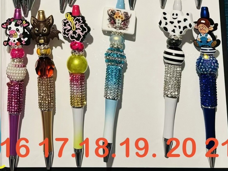 #17 A Handmade Beaded Pens - Gorgeous - Extra Ink Refills - Chocolate Bat