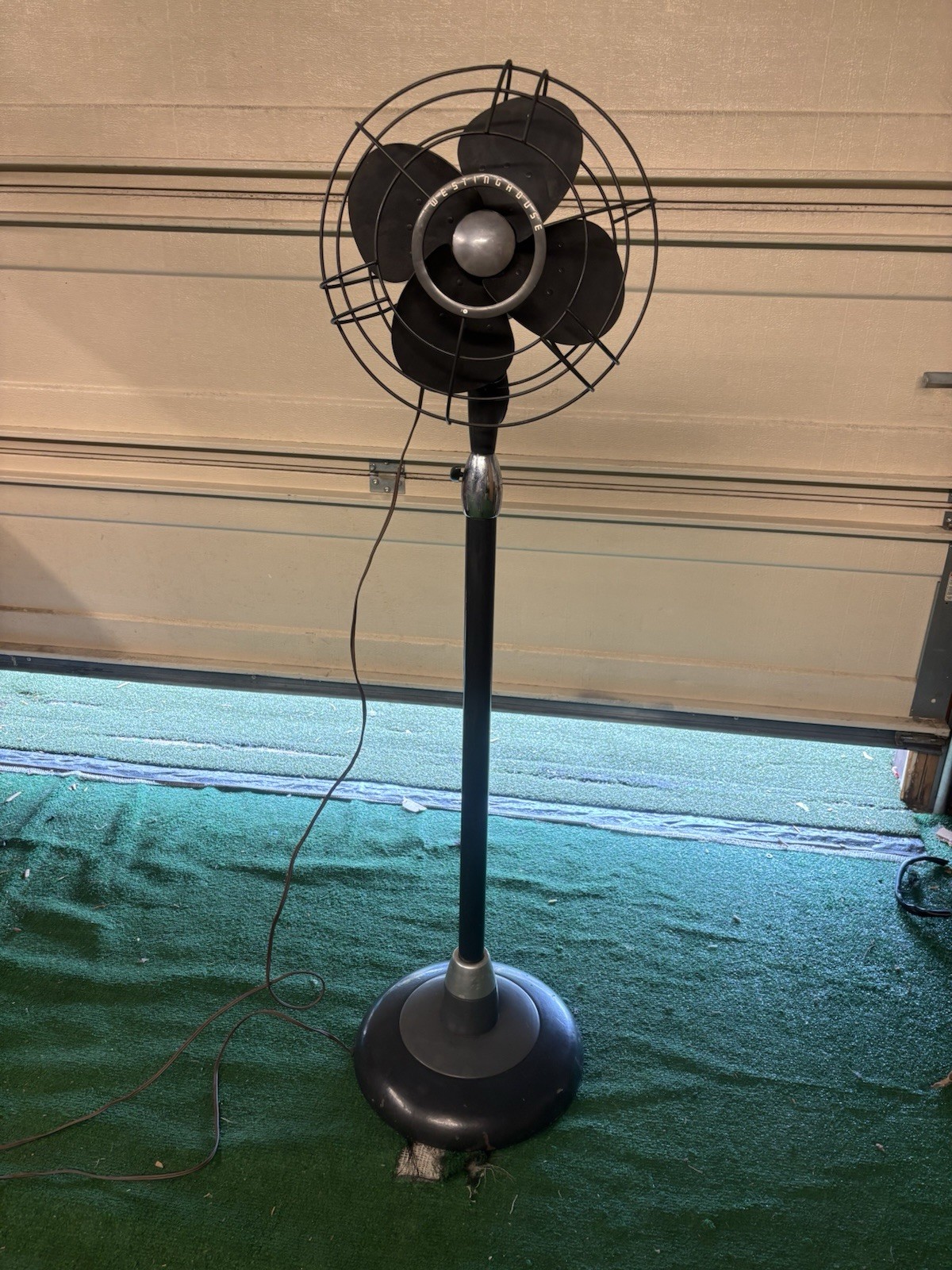 Rare Westinghouse 12PAP Floor Pedal stool Oscillating Darth Vader  1930-1940s