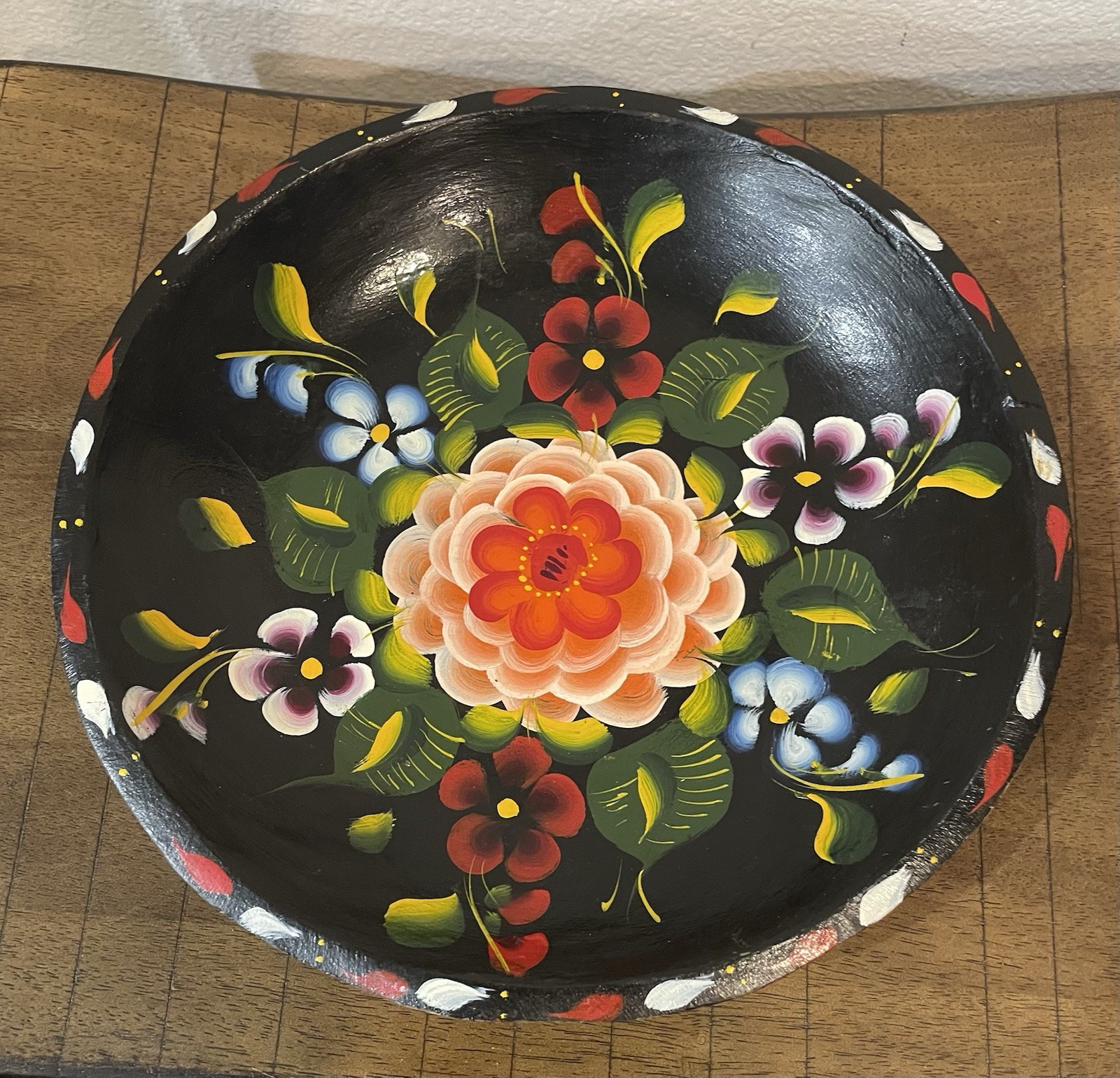 Wooden Plate Bowl HAND PAINTED MEXICAN BATEA WITH FLOWER DECORATION Vintage
