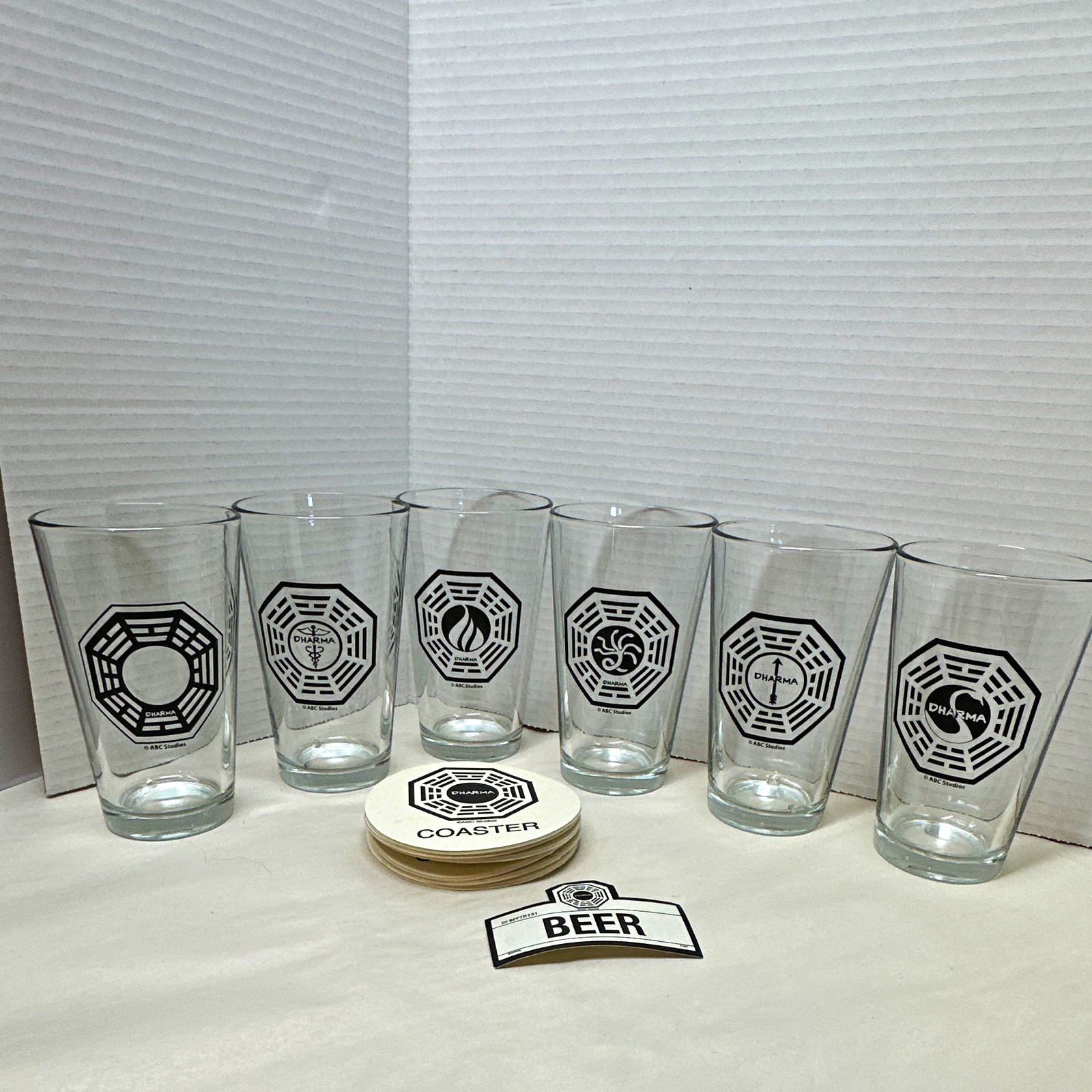 ABC Studios LOST DHARMA Initiative 6 Pint Glasses w/ Coaster & BEER Label