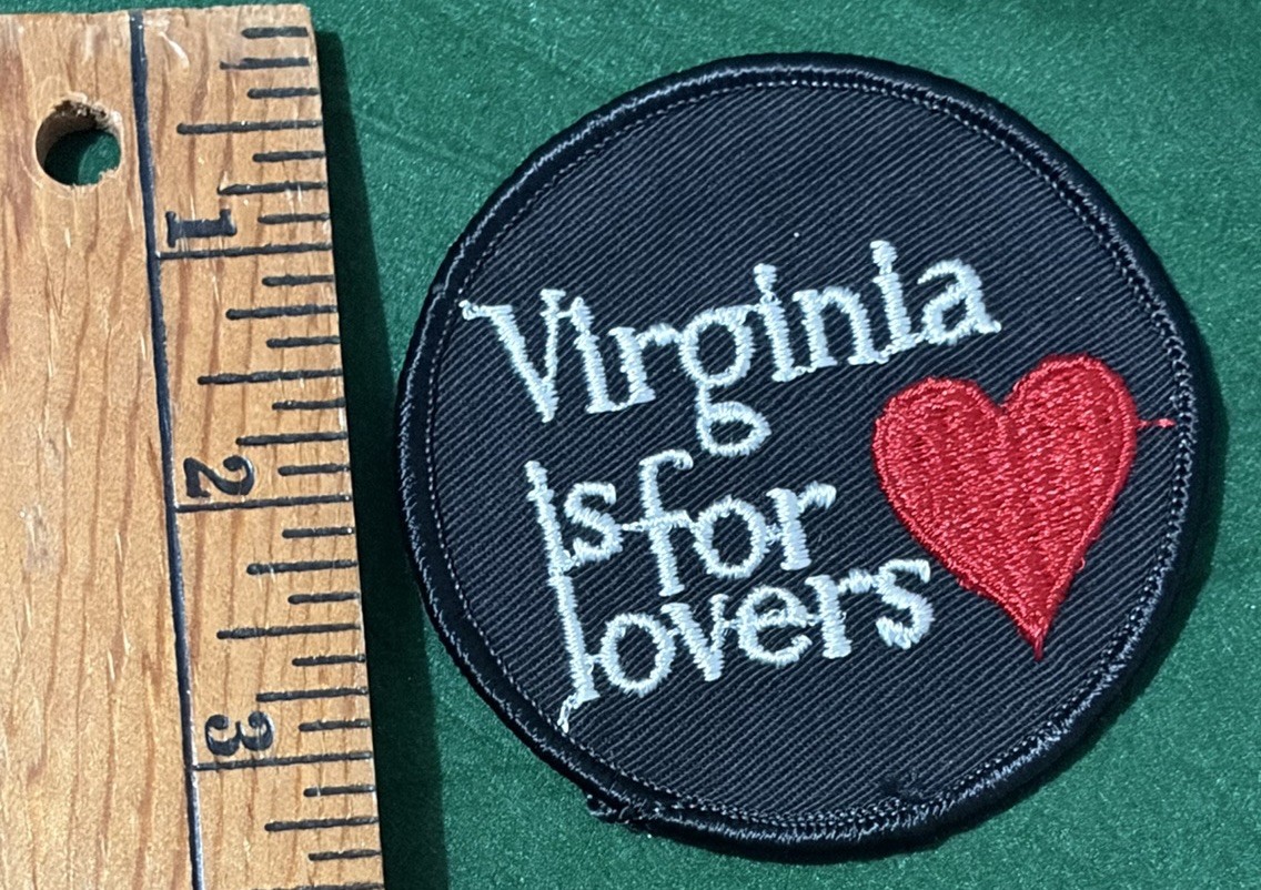 Vintage Voyager Virginia Is For Lovers Patch Sew-On Travel Souvenir Round Black