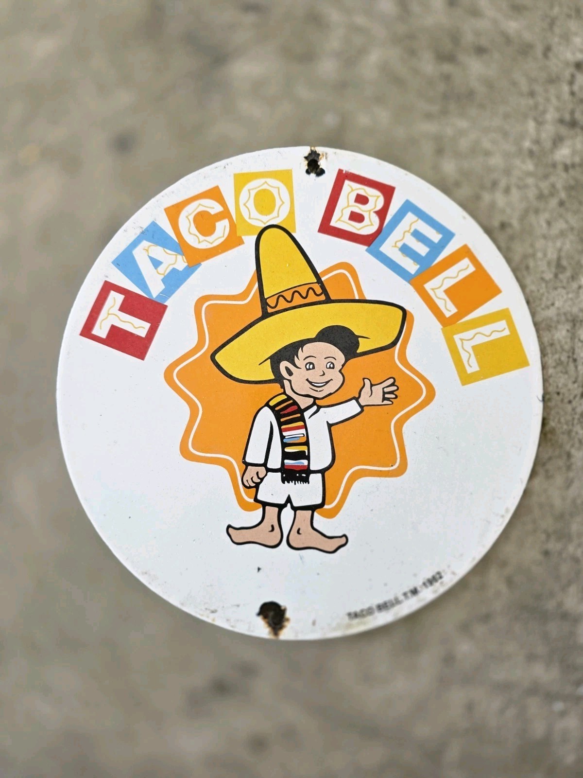 VINTAGE 1962 TACO BELL PORCELAIN SIGN 10 VINTAGE 1962 TACO BELL PORCELAIN SIGN 10