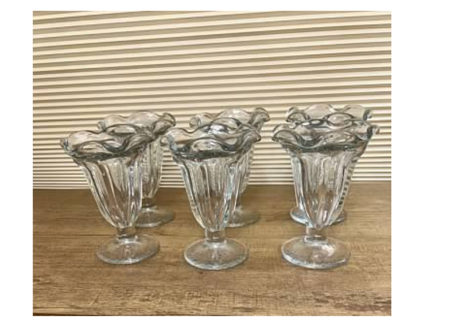 Vintage Clear Glass Soda Fountain Ice Cream Soda Tulip Glasses Set of 6 Vintage Clear Glass Soda Fountain Ice Cream Soda Tulip Glasses Set of 6