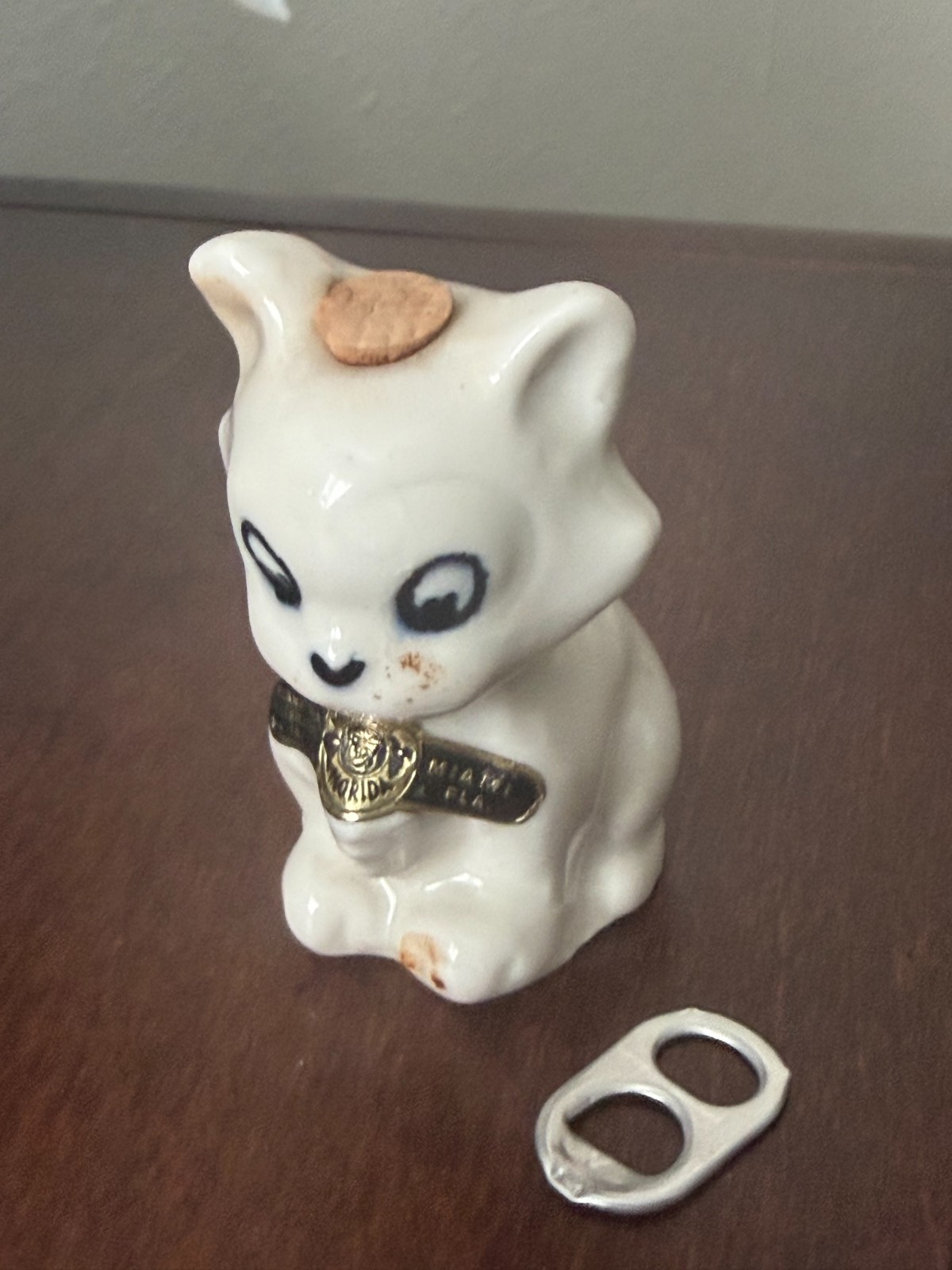Vintage Manhattan Distrib. Miami Ceramic Cat Figural Mini Liquor Bottle Cork
