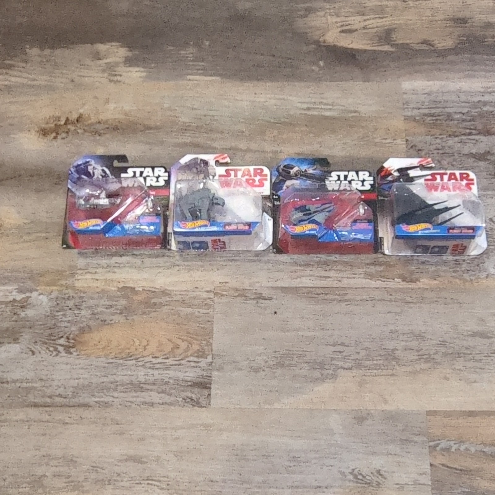 Hot Wheels Starships Star Wars Kylo Ren\'s TIE Silencer Die-Cast Starship