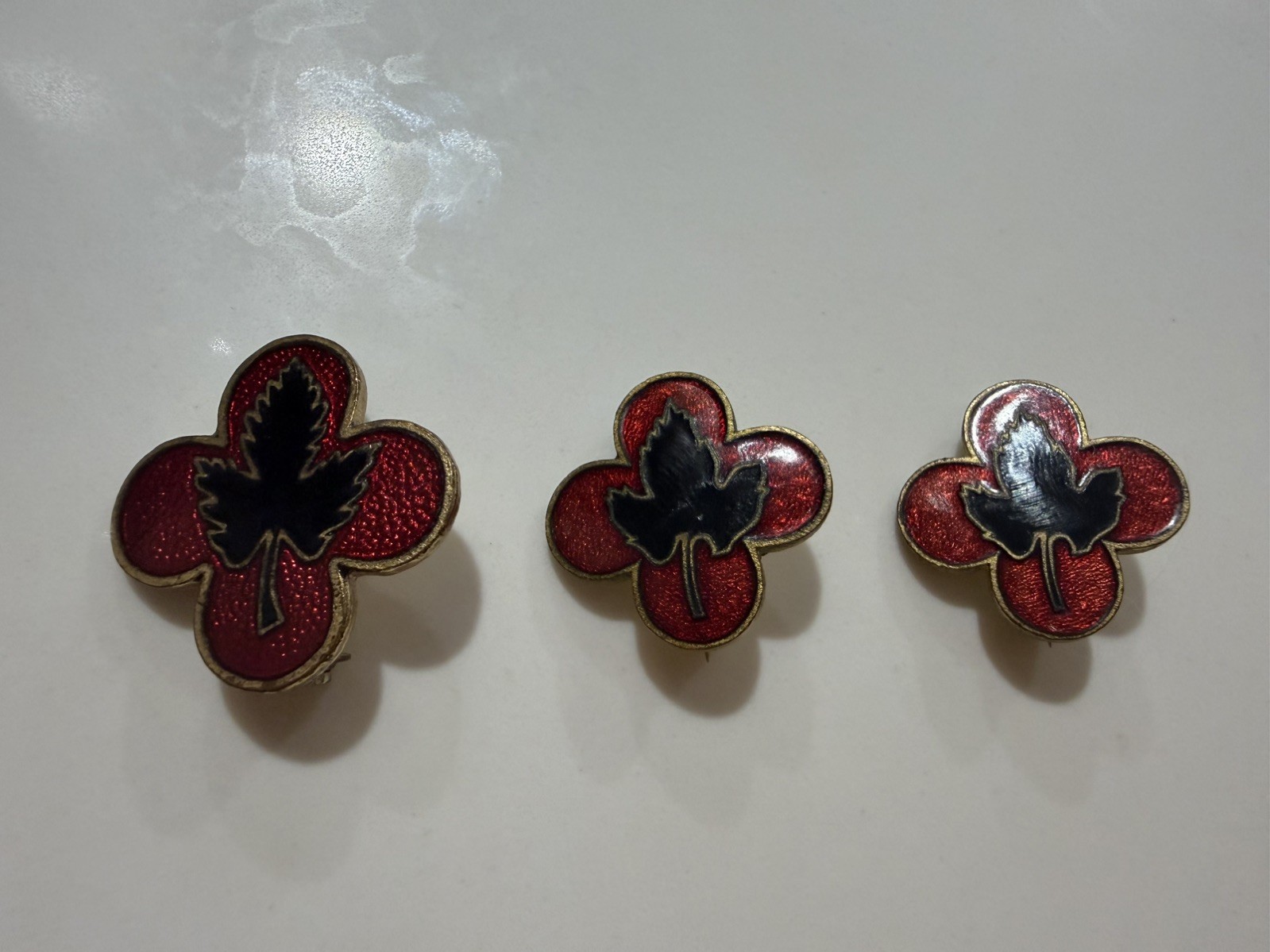 WWII U.S. Army 43rd Infantry Division DUI Lot Three Original Insignia Pins
