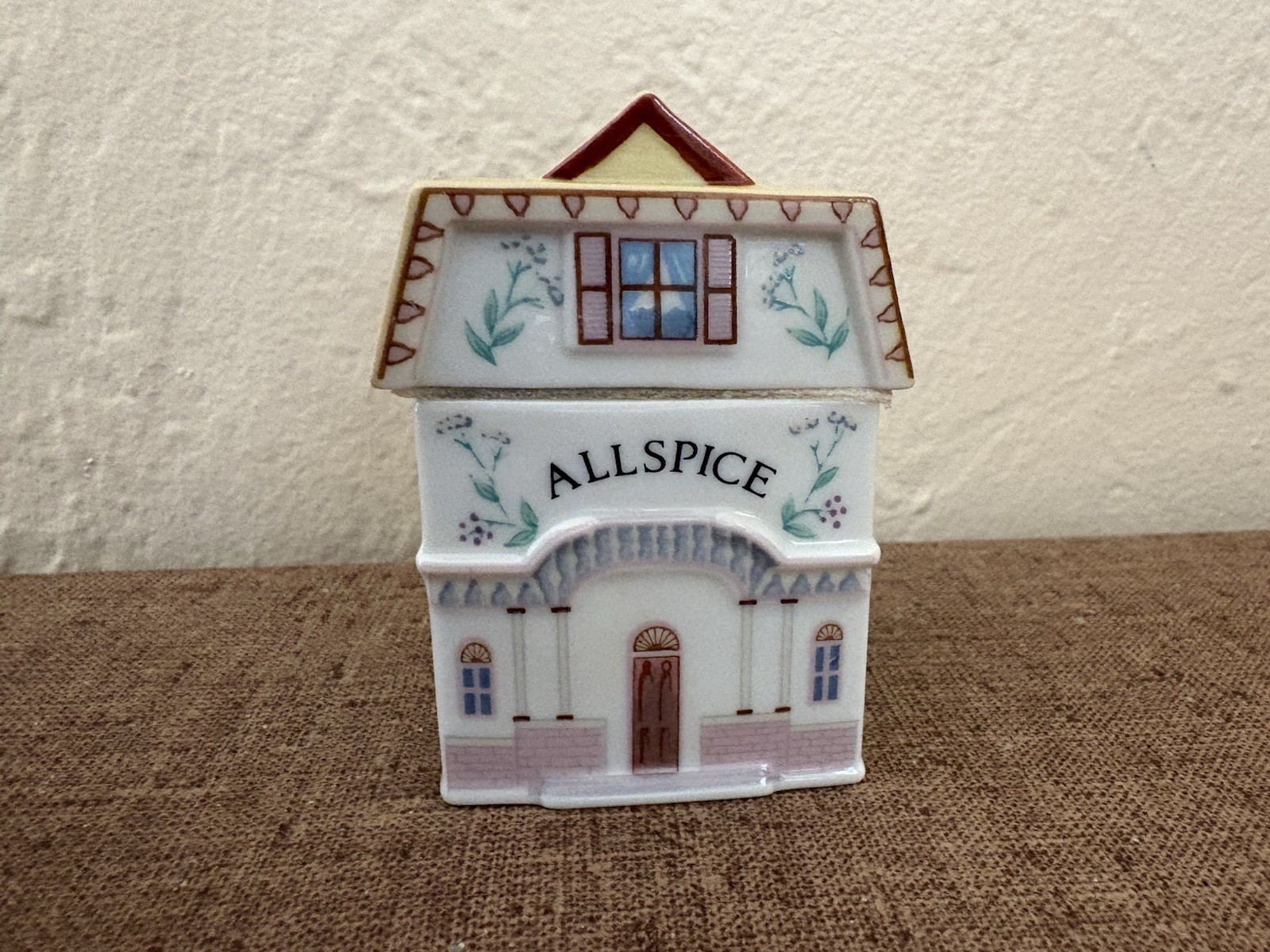 Vintage The Lenox Spice Village Allspice Fine Porcelain Spice Jar 1989 Retired Vintage The Lenox Spice Village Allspice Fine Porcelain Spice Jar 1989 Retired