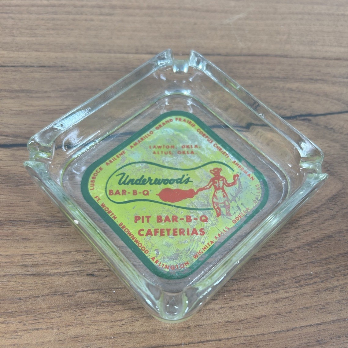 Vintage Underwood’s Bar-B-Q Pit Bar-B-Q Cafeterias Glass Ashtray Texas