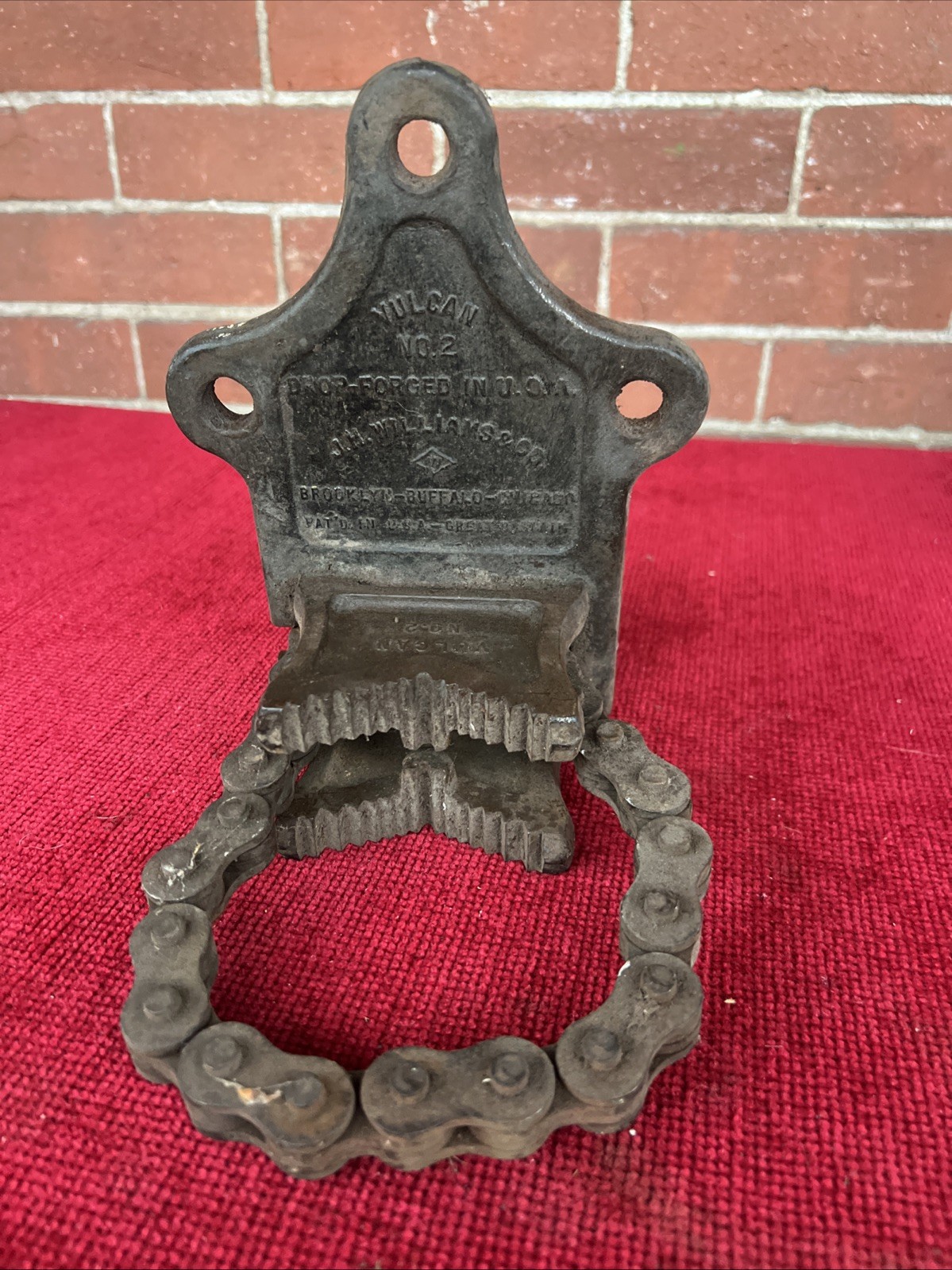 Vintage J.H. Williams Vulcan No.2 Chain Pipe Vise Vintage J.H. Williams Vulcan No.2 Chain Pipe Vise