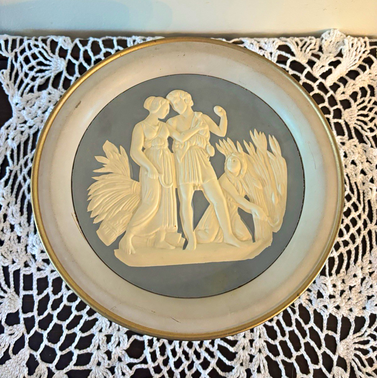 Vintage Ward Foods Paradise Fruit Cake - Wedgewood Autumn Tin